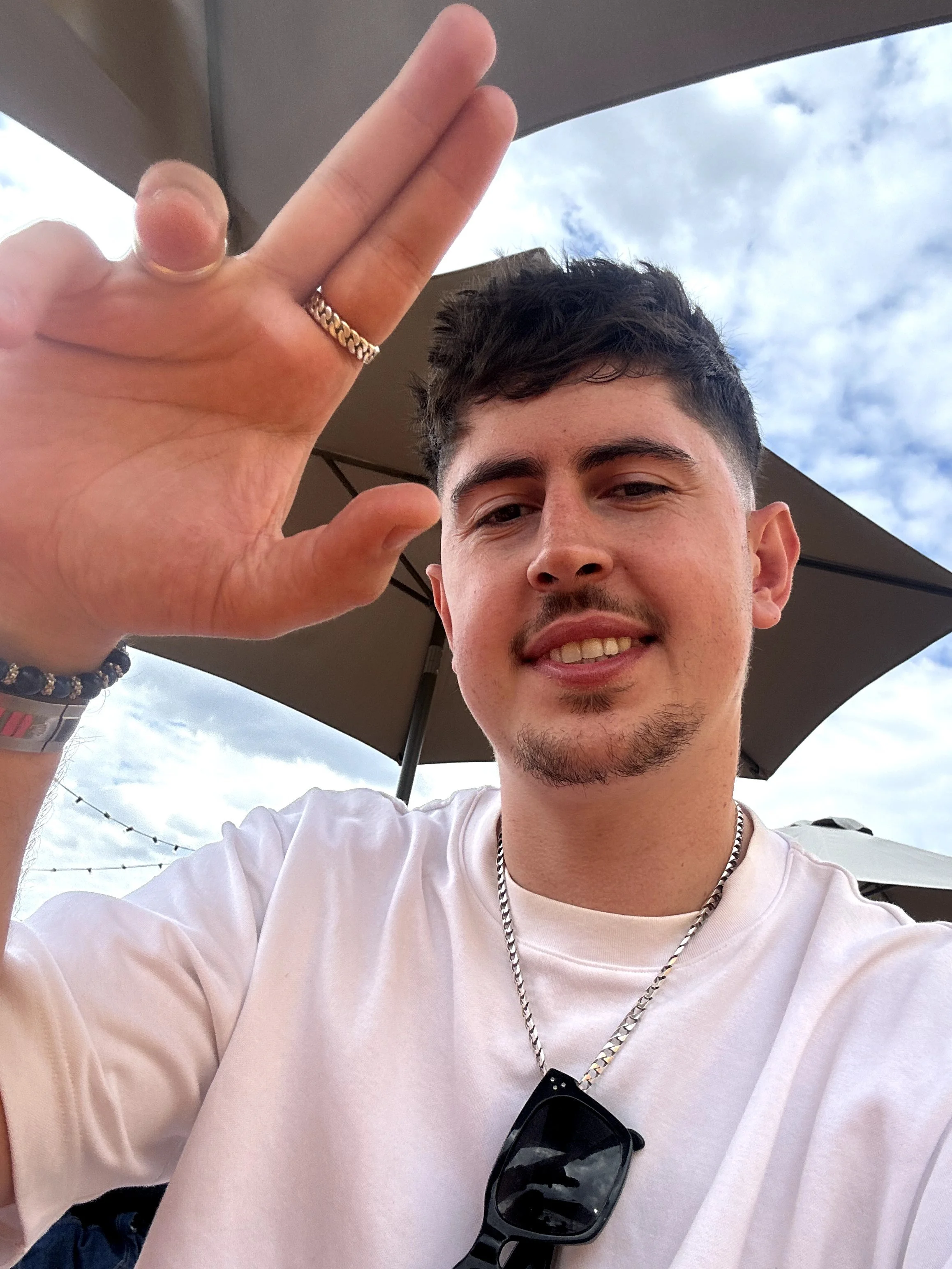 A CONVERSATION WITH... SONGER AT READING — Square One Magazine