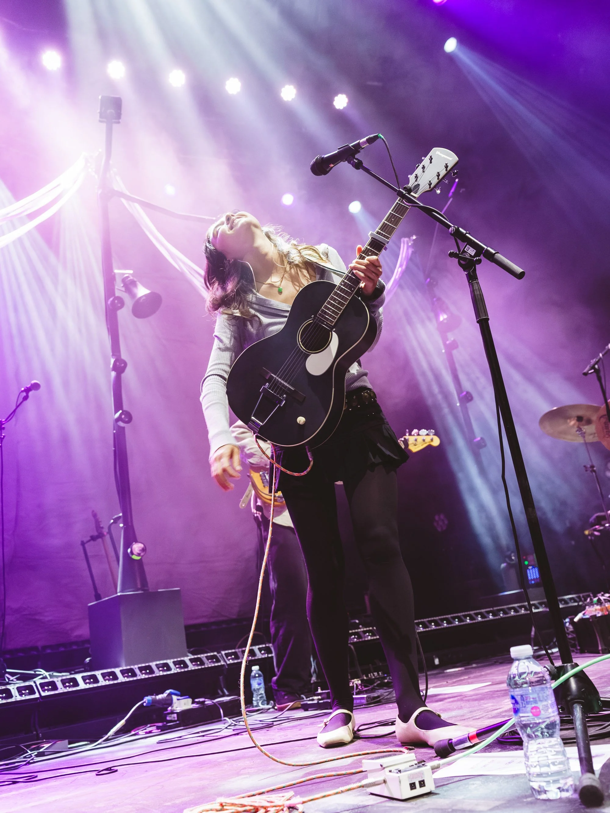 esmeemerson-12-11-2025-skyinanalog-6.jpg