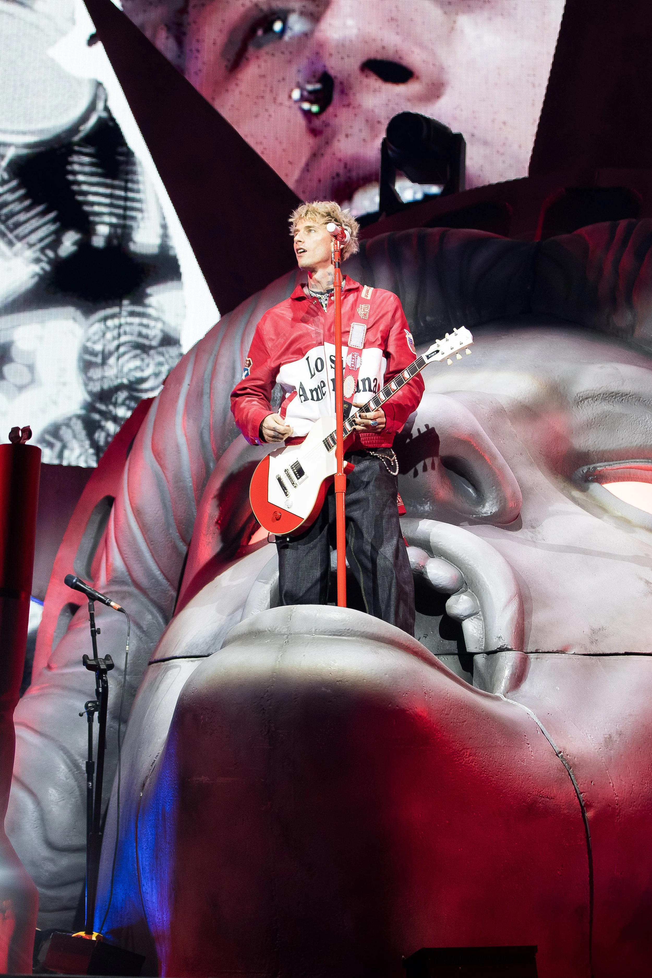 MACHINE GUN KELLY: MANCHESTER, UK