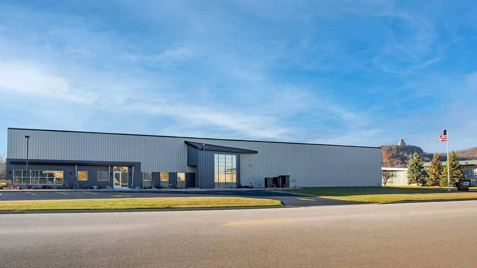 OZ Lifting Products Office and Warehouse Remodel