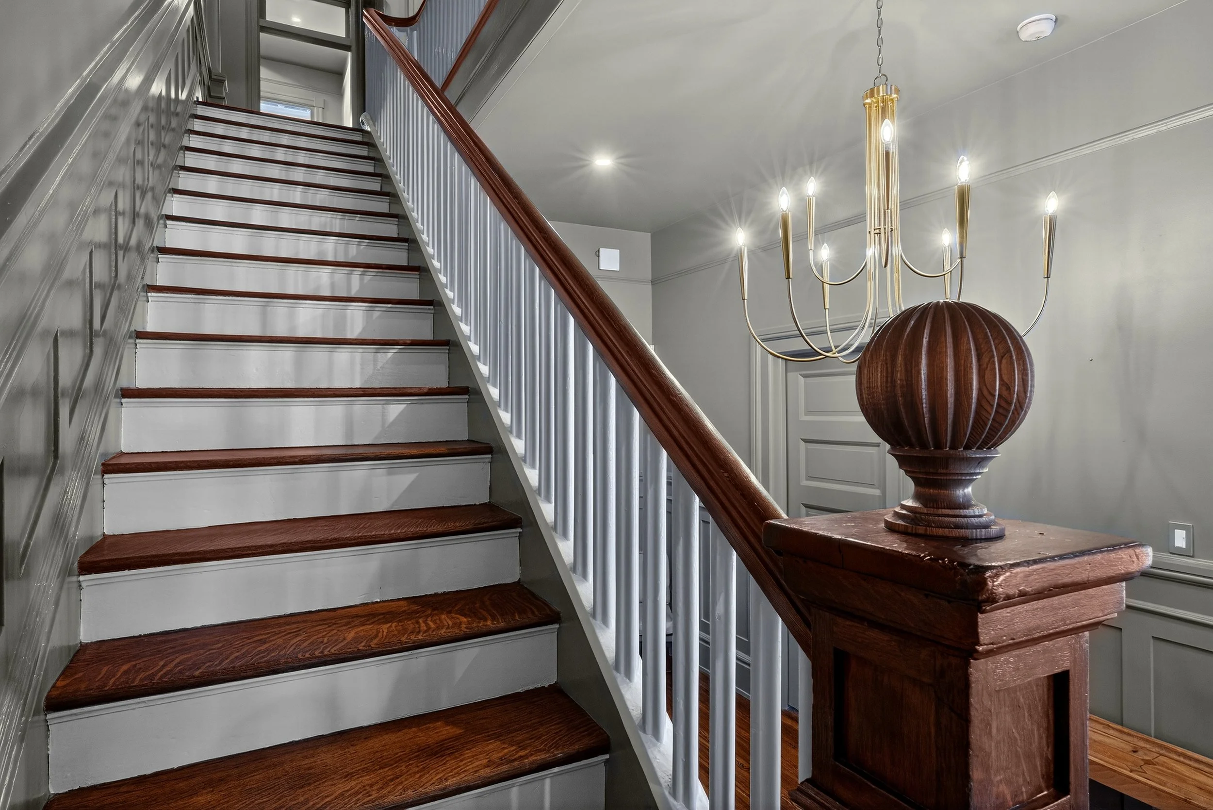 1st Floor Stairs F.jpg