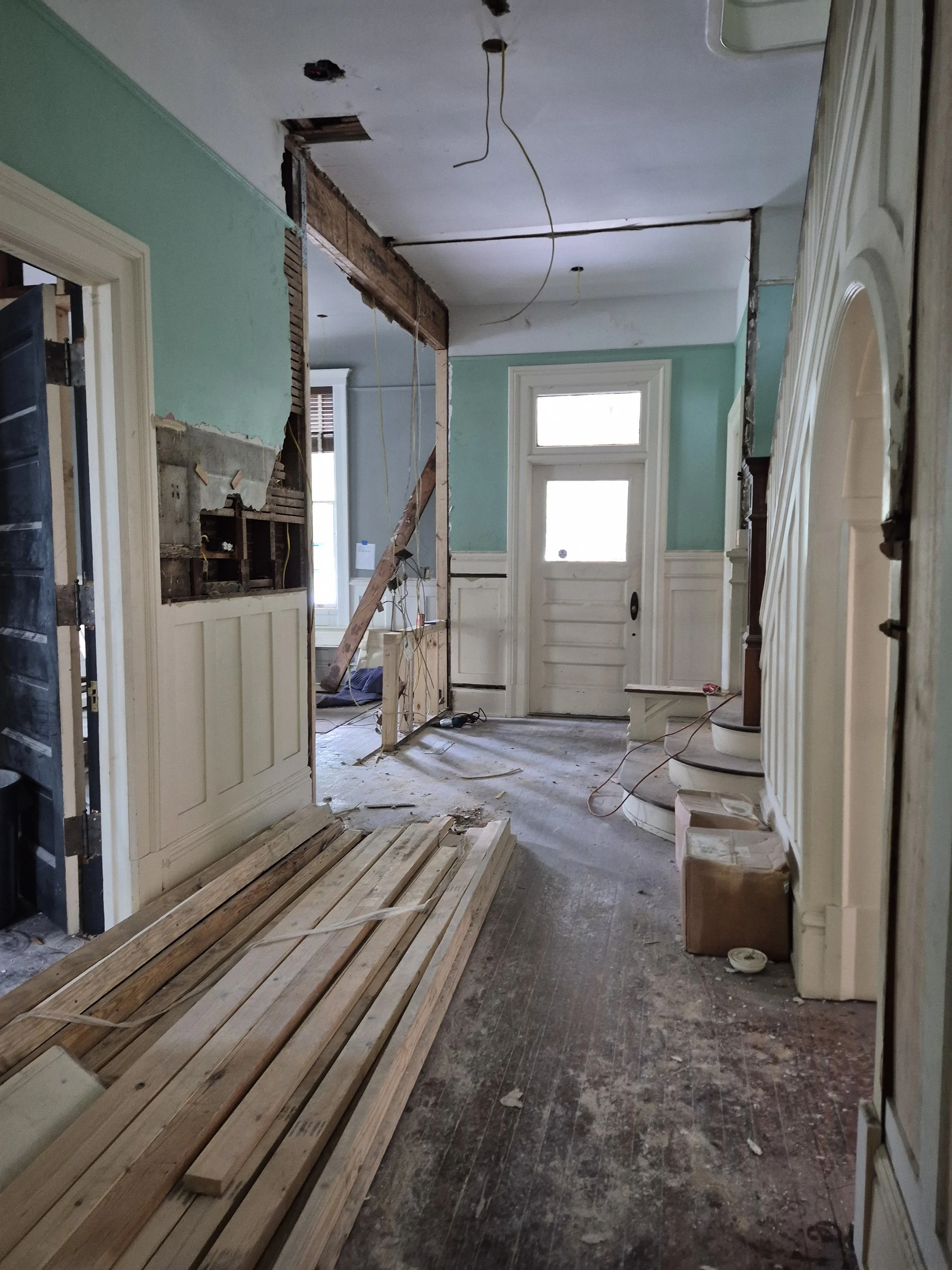 Restoring the original wainscot