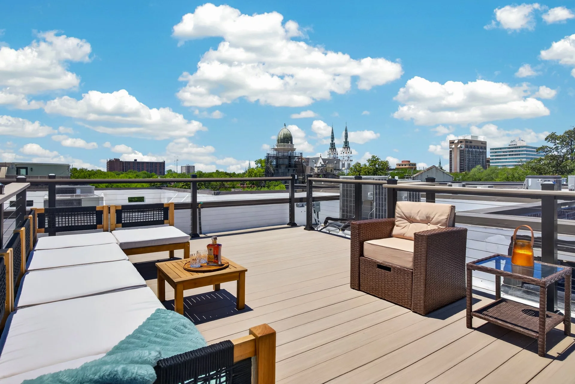 405 E Hull St WEB 14.jpg