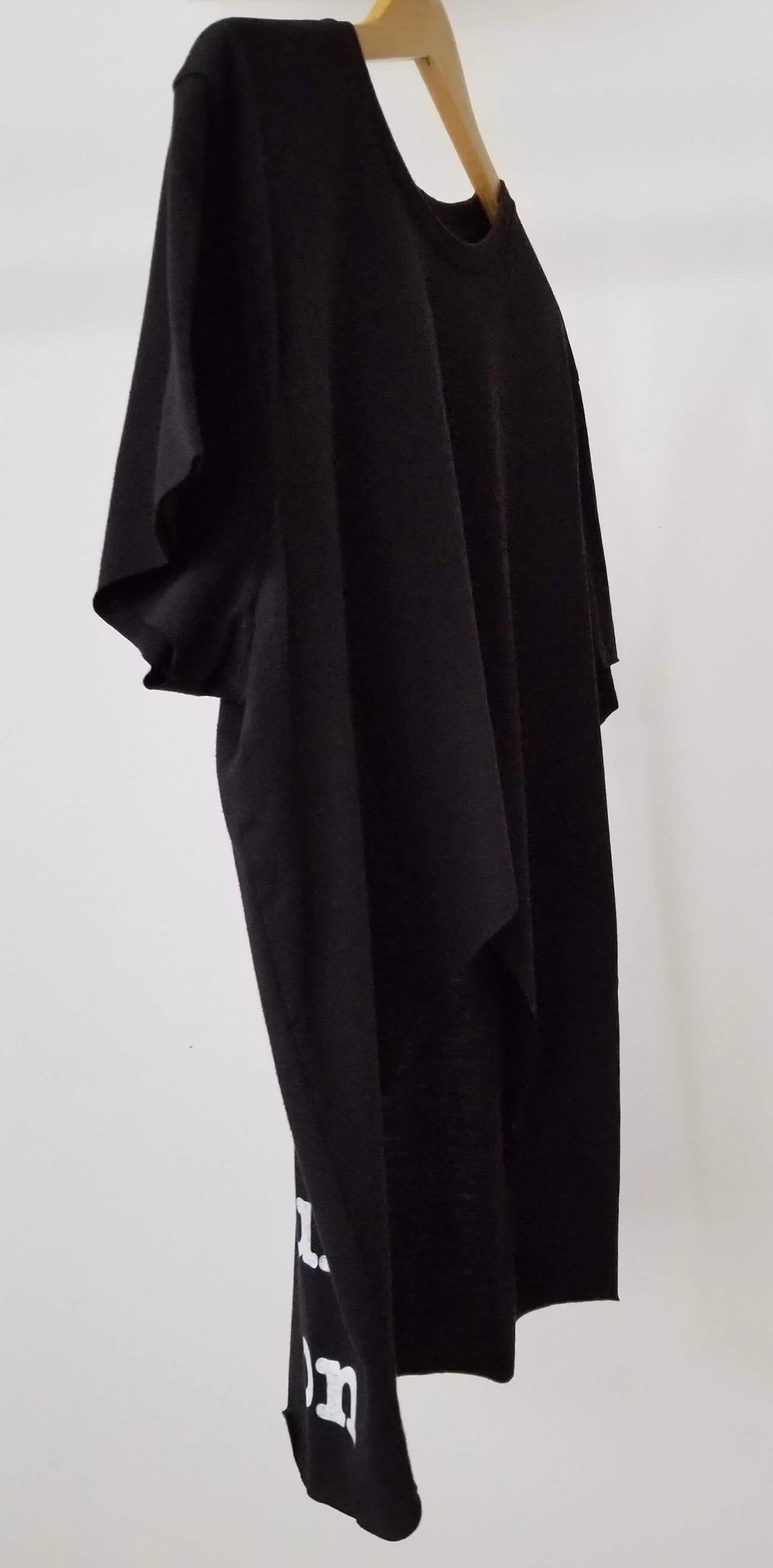 Round-Cut Crop T-Shirt