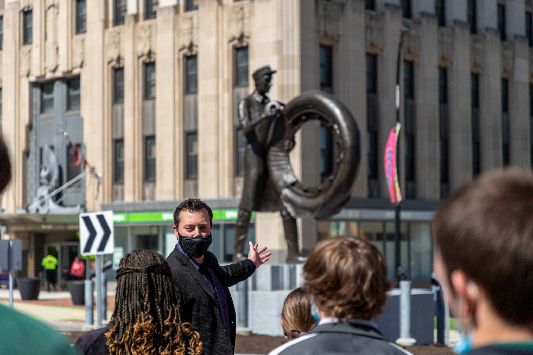 Students tour the plaza