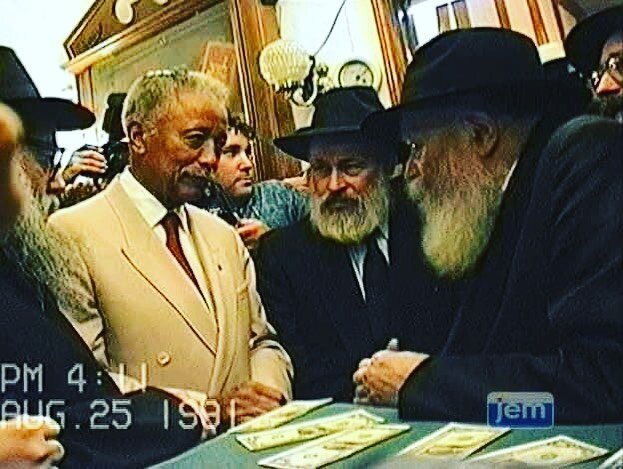 In the aftermath of the Crown Heights riots in 1992, Mayor David Dinkins met with the Lubavitcher Rebbe, the leader of the Chabad movement, seeking his blessing and advice on  how to best move forward as a city. ⁣
⁣
The Rebbe expressed his hope that 