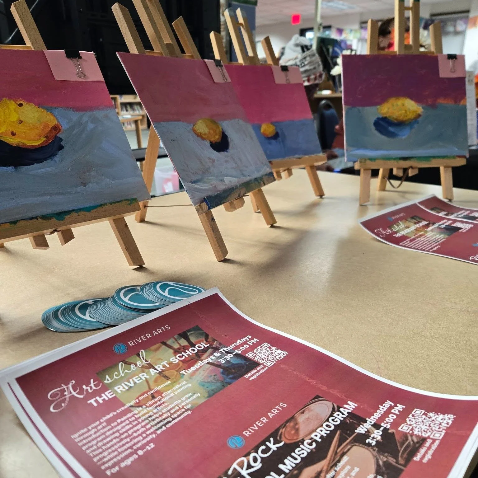 π¨β¨ Youth Artists Shined This Fall!
Our first session at The River Arts School was full of bold brushstrokes, imaginative sketches, and LOTS of laughter. ποΈπ« Students explored color, texture, and composition — building skills and confidence