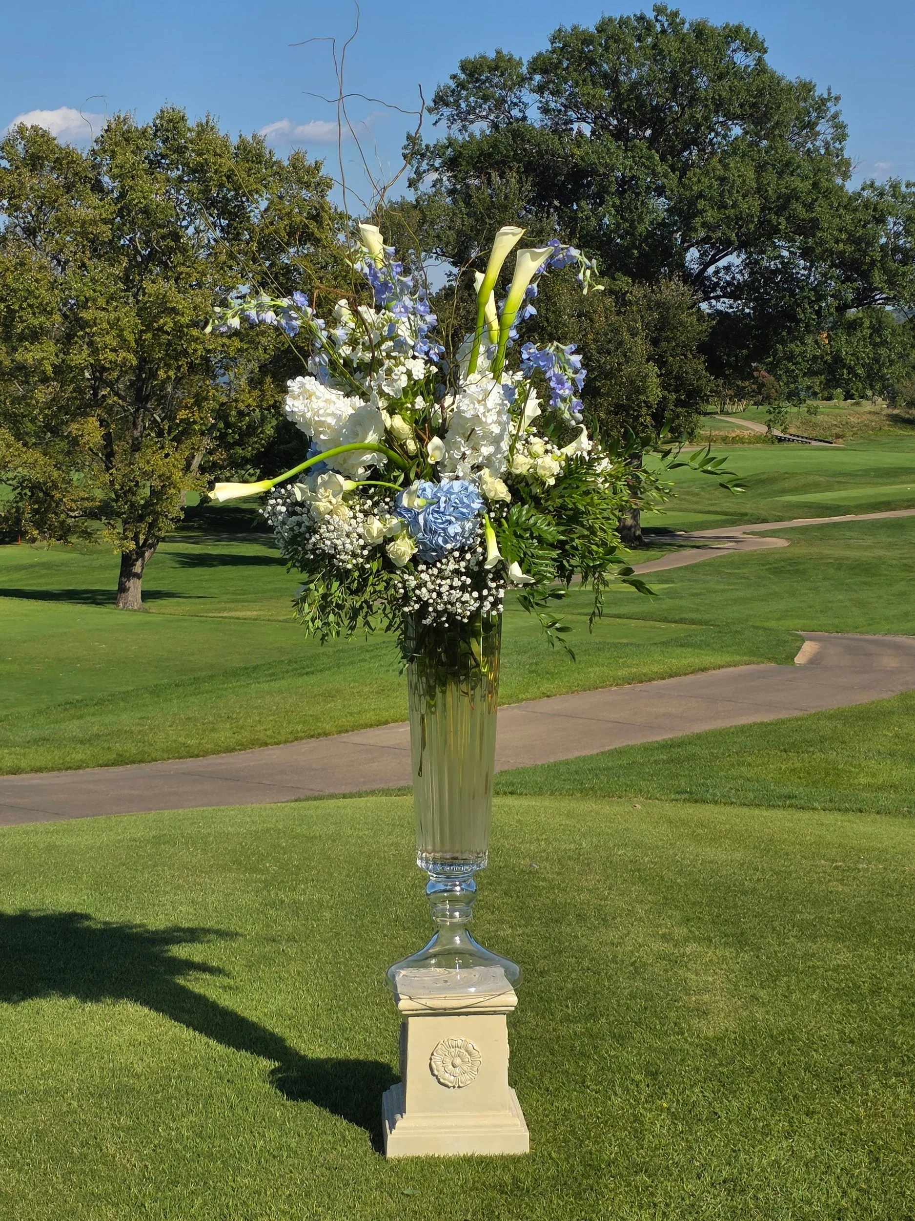 Ceremony pedestal