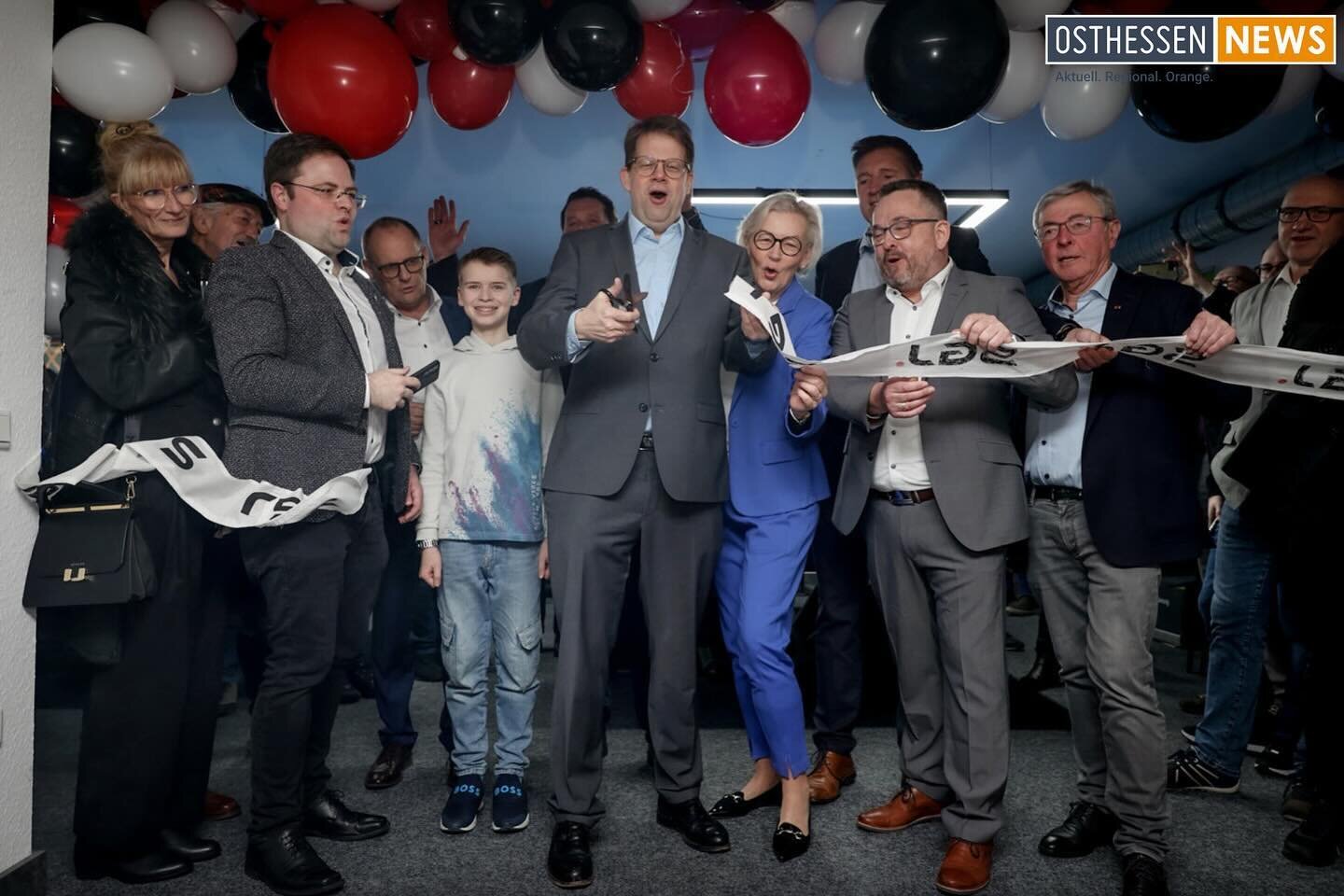 On Saturday we celebrated the opening ceremony of our newly built arena at the @sg_johannesberg1926. We now have eight Gryffon Gabriels tables and a one of a kind streaming facility.

Over 150 guests showed up to witness Lord Mayor Dr Wingenfeld @hei