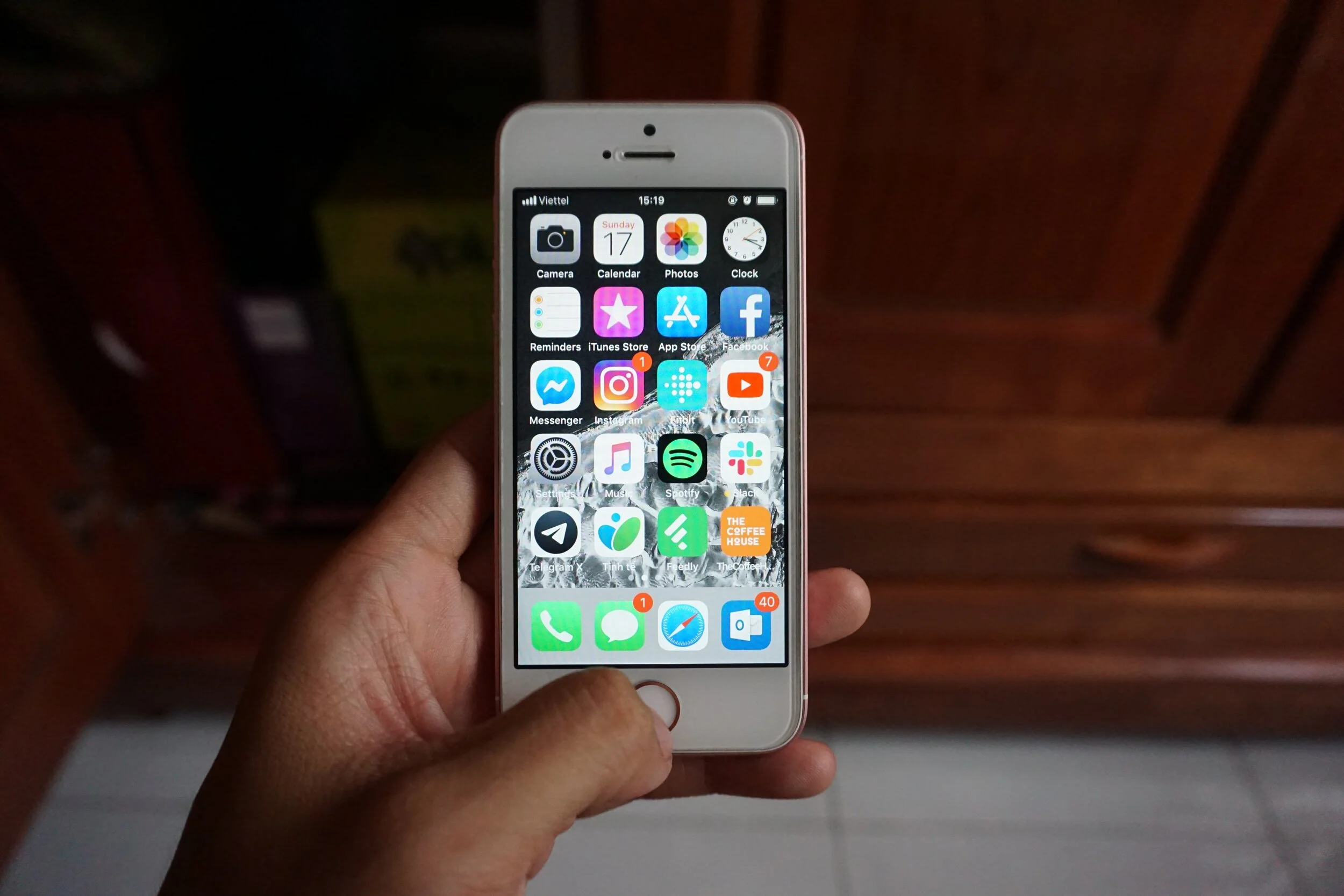 Can law enforcement make you unlock your phone using your fingerprint?