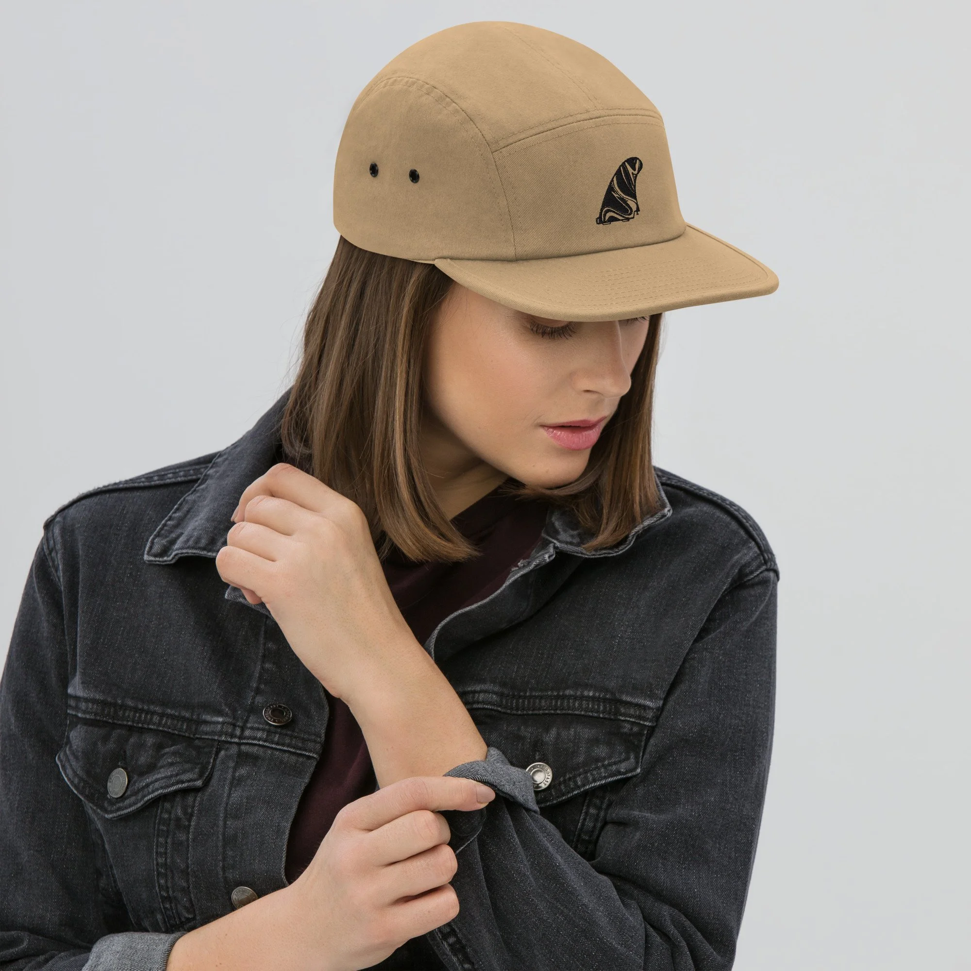 5-panel-cap-khaki-front-68e7249d1eb0d.jpg