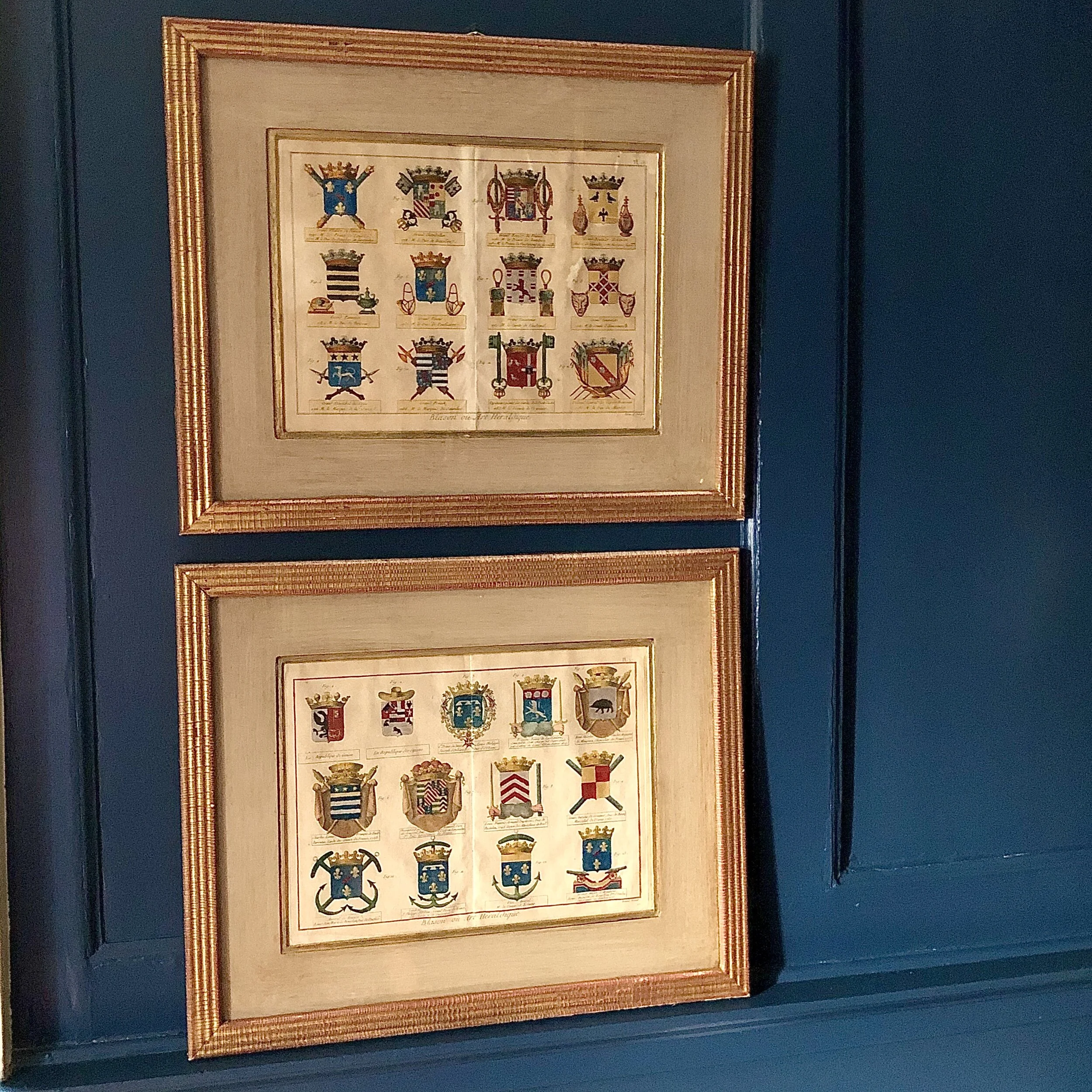 46. Blason ou art héraldique, pair of engravings