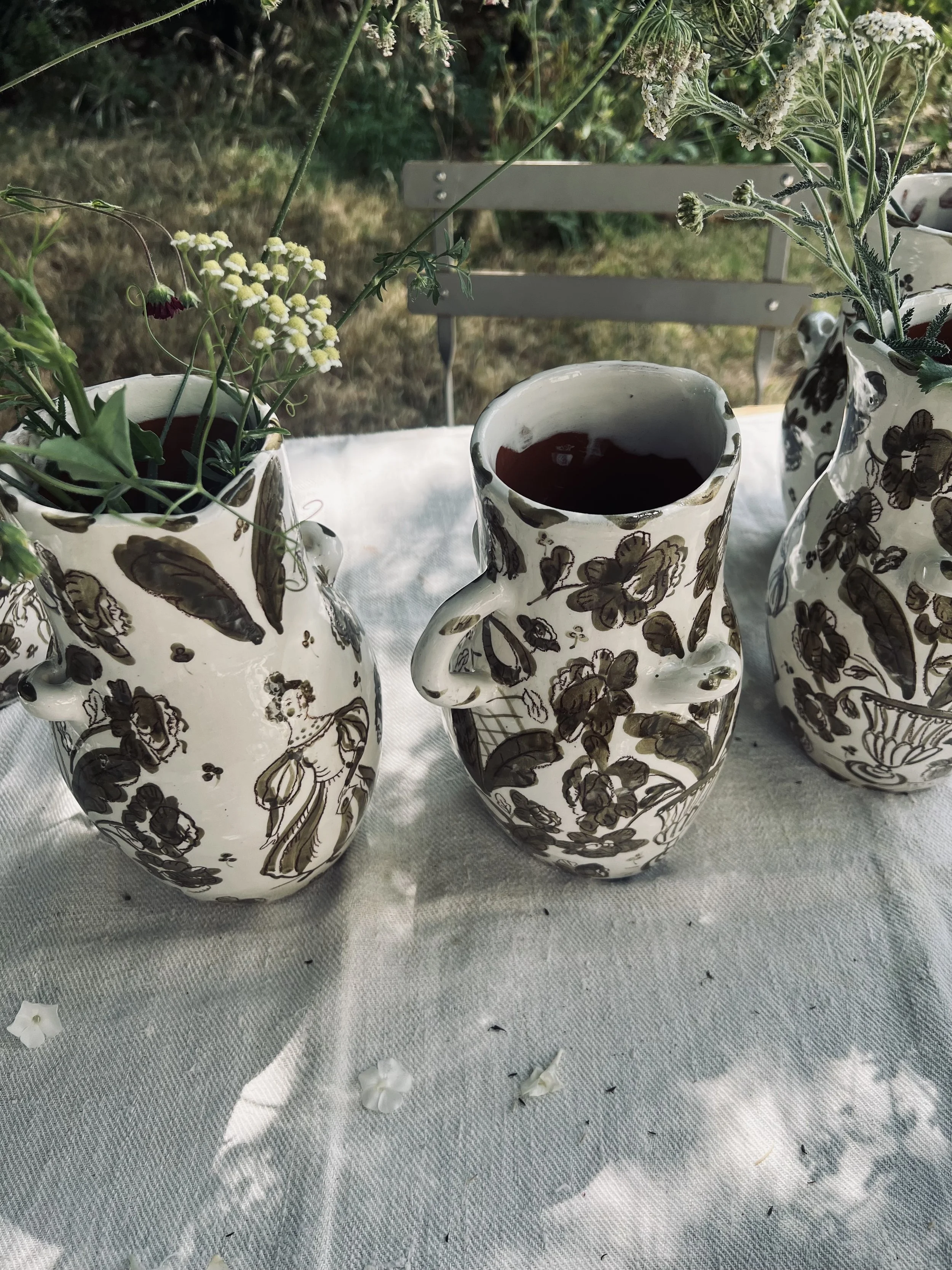 1690_CloverandRoses_Jug_001.jpeg