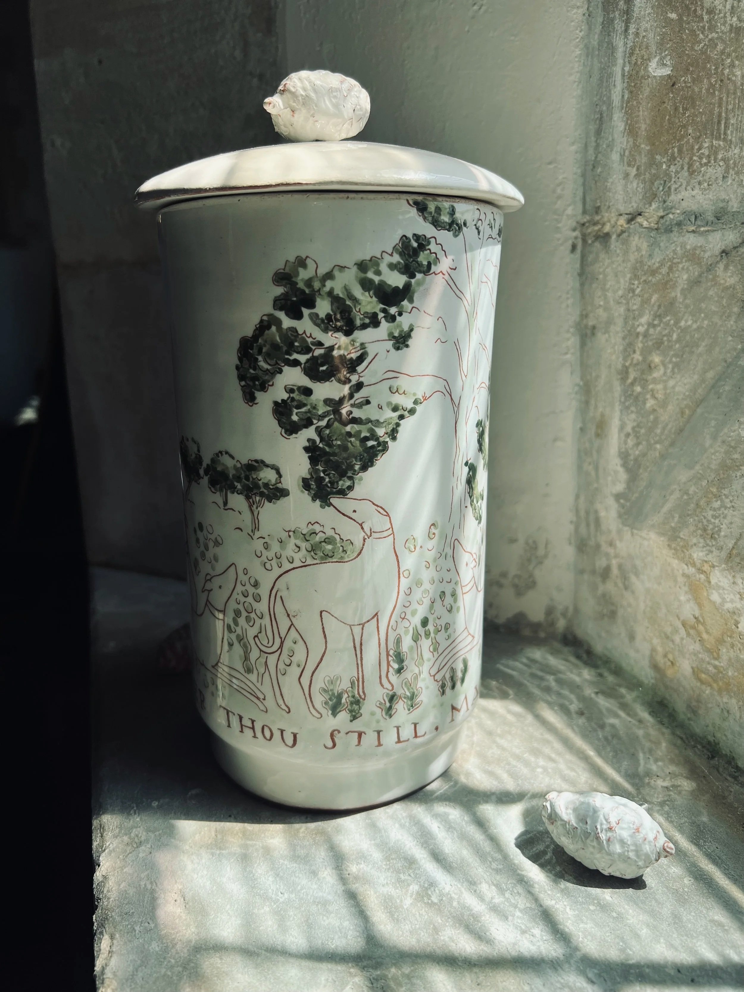 1690store_Memorial_Urn_002.jpg