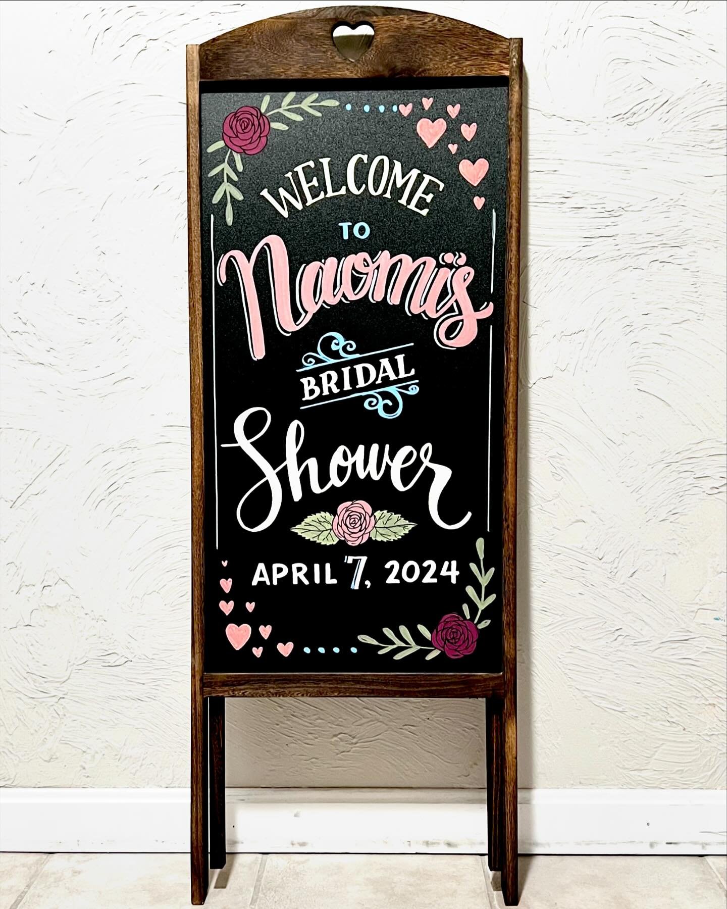 Congrats to Naomi! I hope the shower was a blast.

#chalkboardart #bridalshower #bridalshowerart #handlettering #letteringart #chalkboardartist #wedding #weddingart #weddingchalkboard