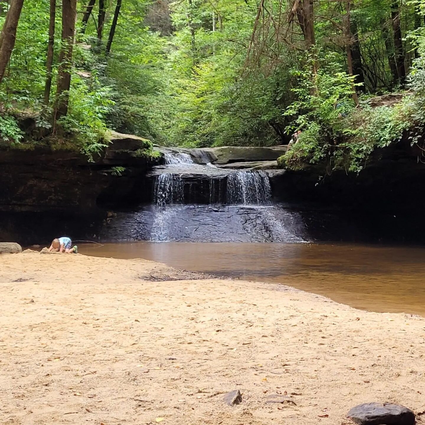 Winding down the busy #farm season with a #labordayweekend getaway to Red River Gorge in #kentucky 

We spent the long weekend taking in many of the awe inspiring geological features that encompass this beautiful part of the state. A lot of strenuous