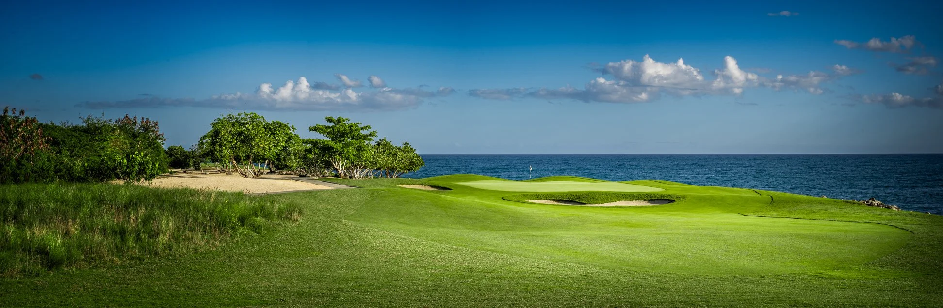  Experience PGA Oceans 4 on a La Romana Golf Vacations: 
