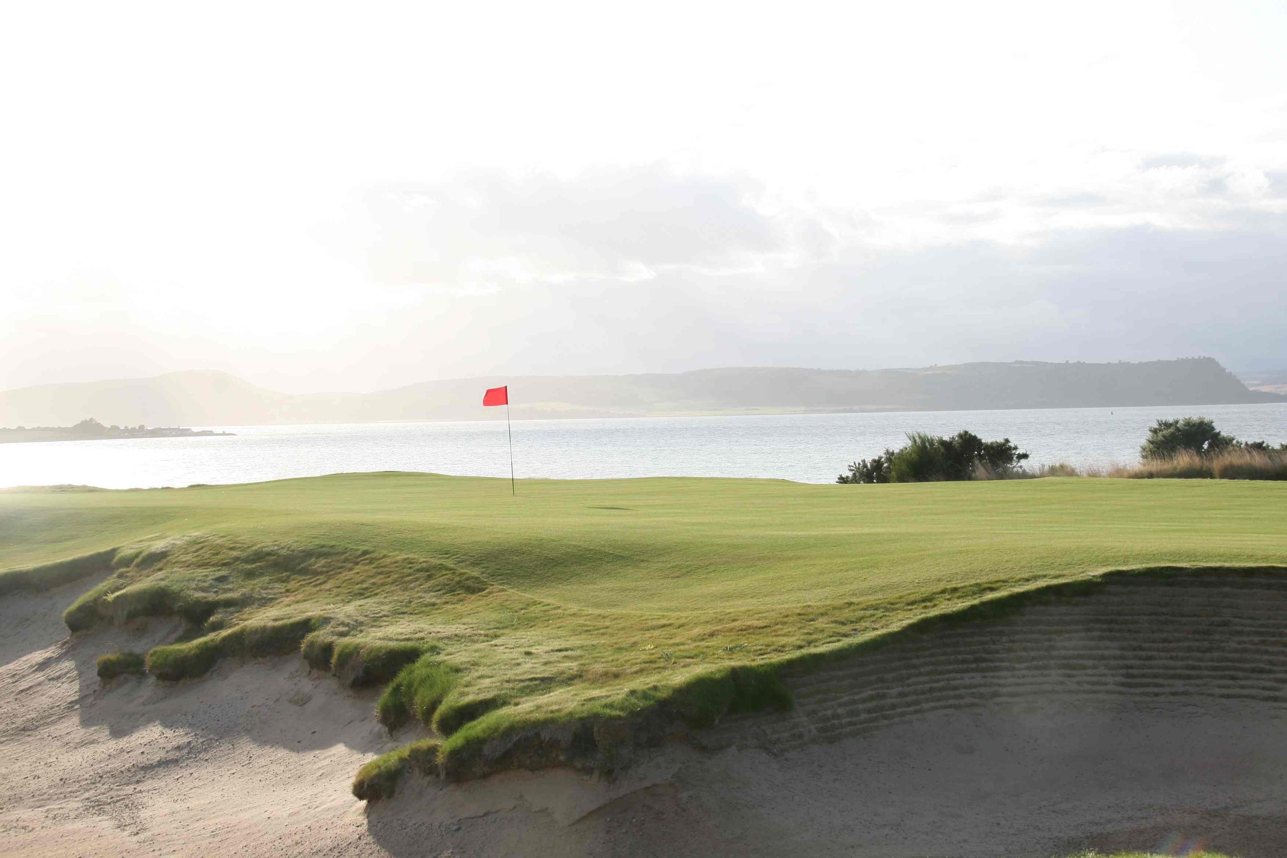 Hole-63504x2336.jpg