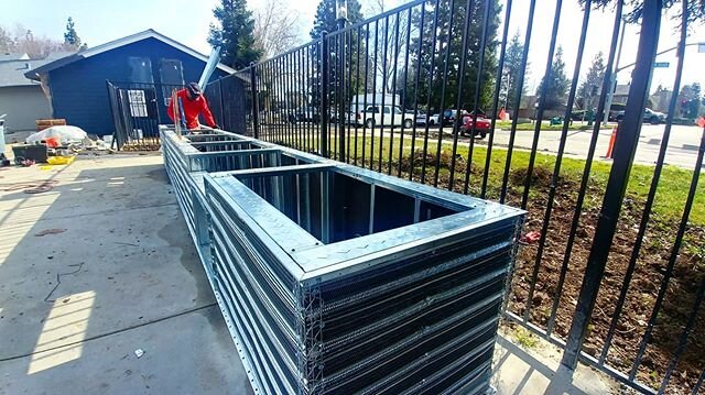 Why go small when you can go BIG. Building a BBQ
#construction #building #bbqdesign #framing #design #bbqdetail #cinstructiondetail