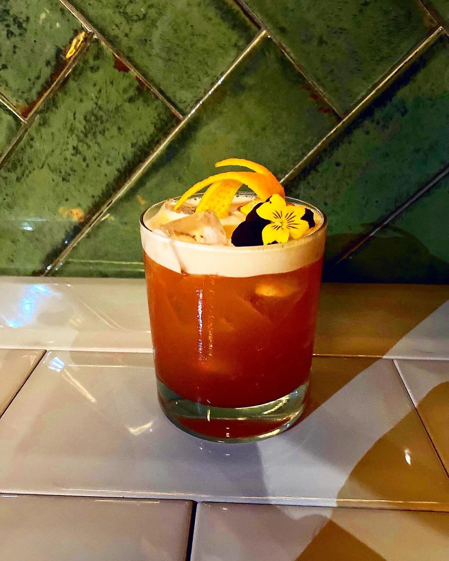 🍸
🍸 Cocktail O&rsquo;Clock! 🍸

Explore some of our cocktail creations, on our menu:

🌿 Jungle Bird &ndash; A tropical twist that&rsquo;s both bold and refreshing, perfect for those craving a taste of the exotic.

🍏 Apples &amp; Pears &ndash; Cri