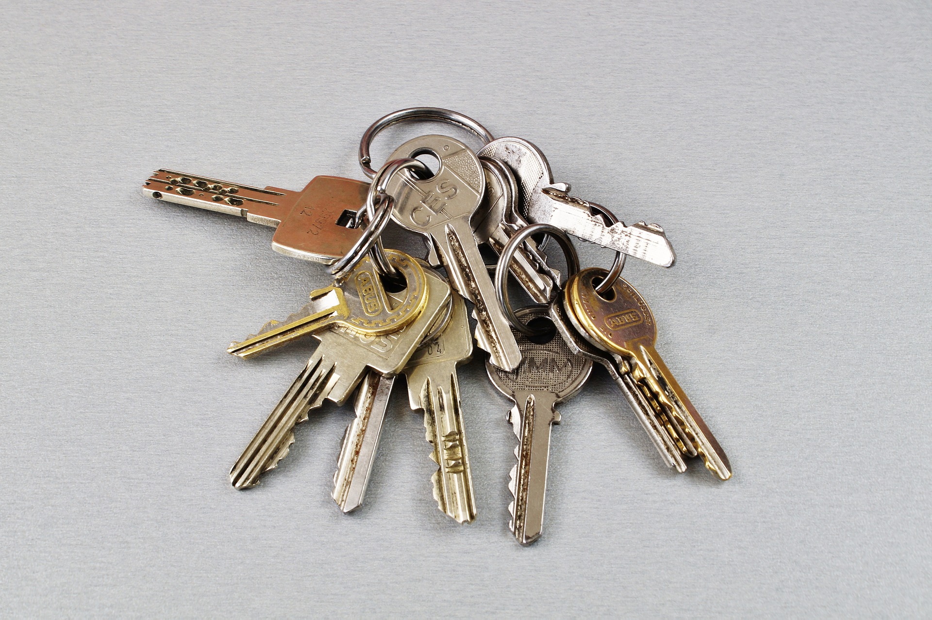 locksmith-services-longmont-home-rekeying.jpg