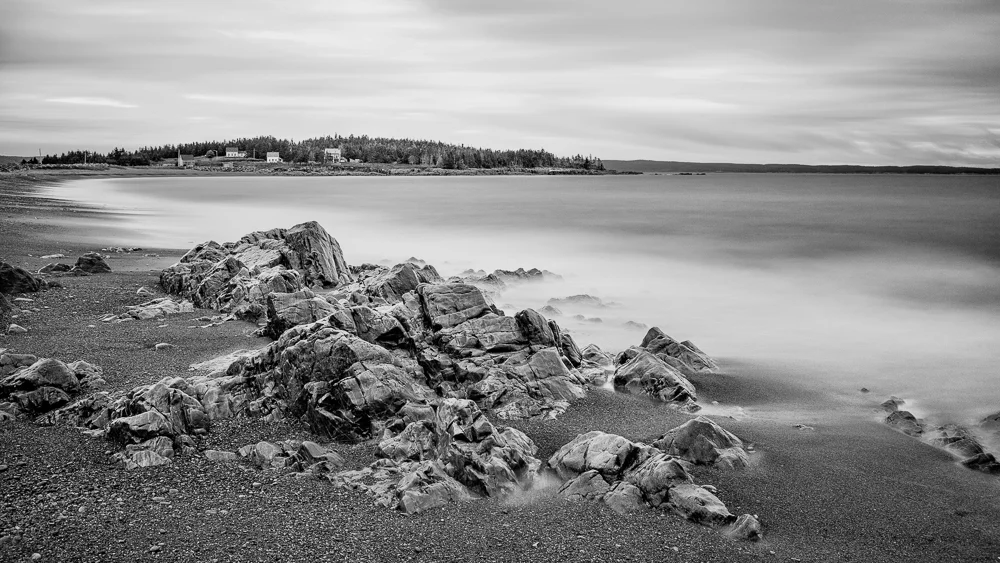 IMG_4521 bw 2nd try 16x9.jpg