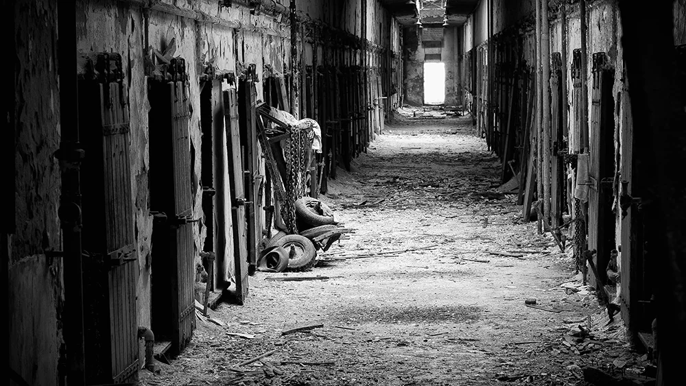 IMG_9595 b&w.jpg