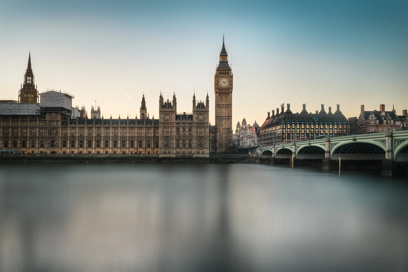 Big Ben on winter evening.jpg