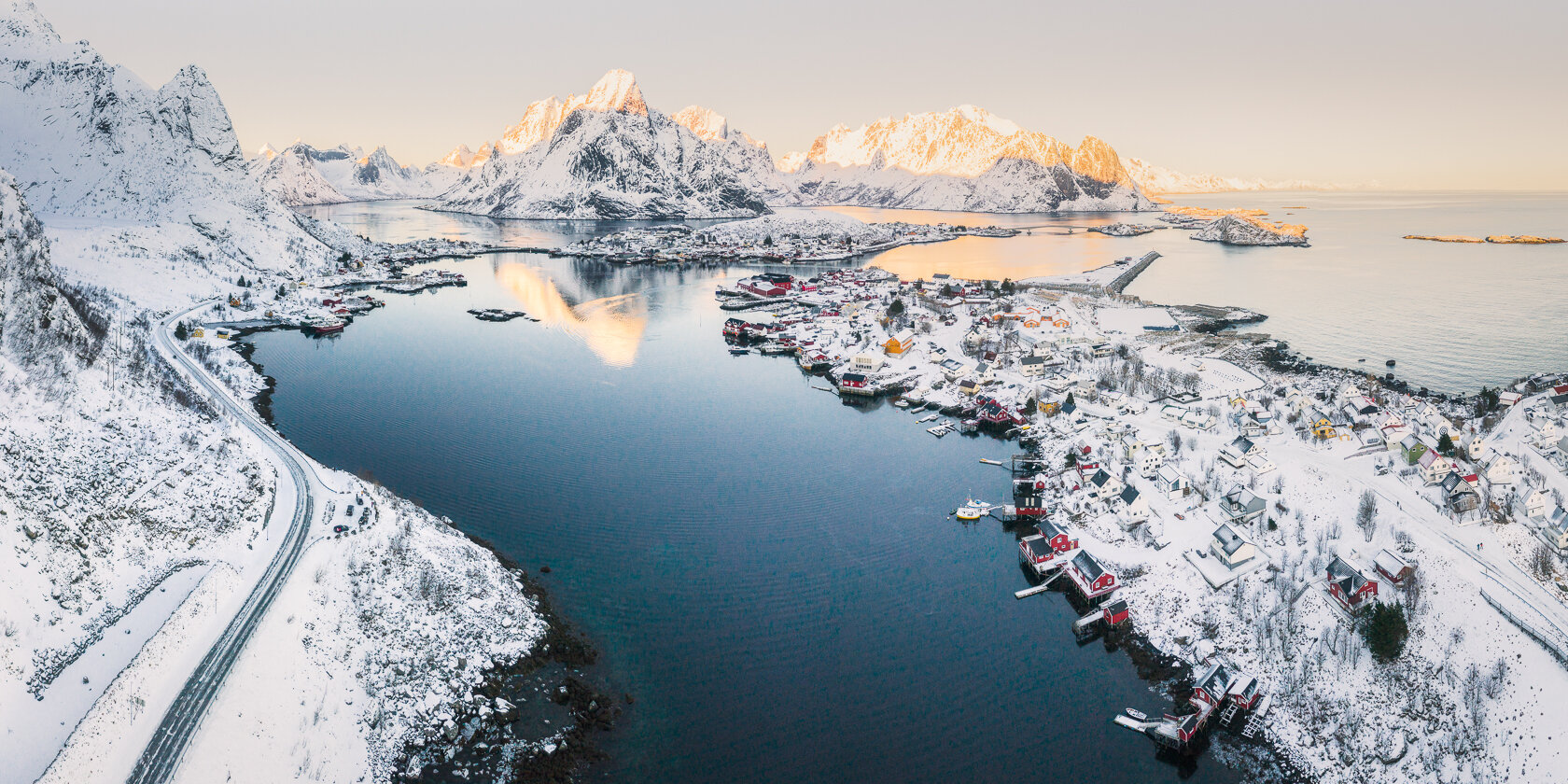 Reine in winter afternoon from the sky.jpg