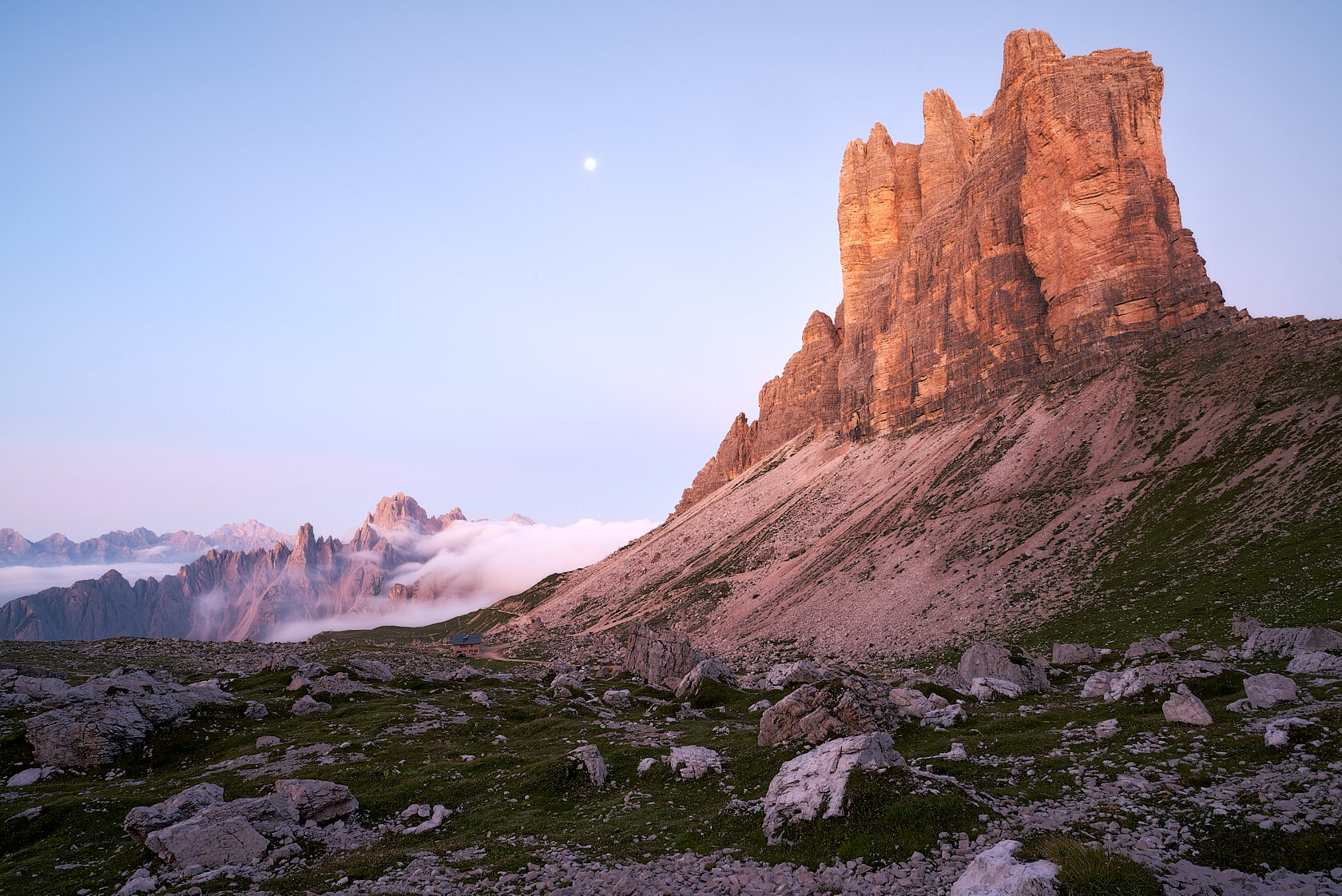 Tre Cime di Lavaredo in summer morning.jpg