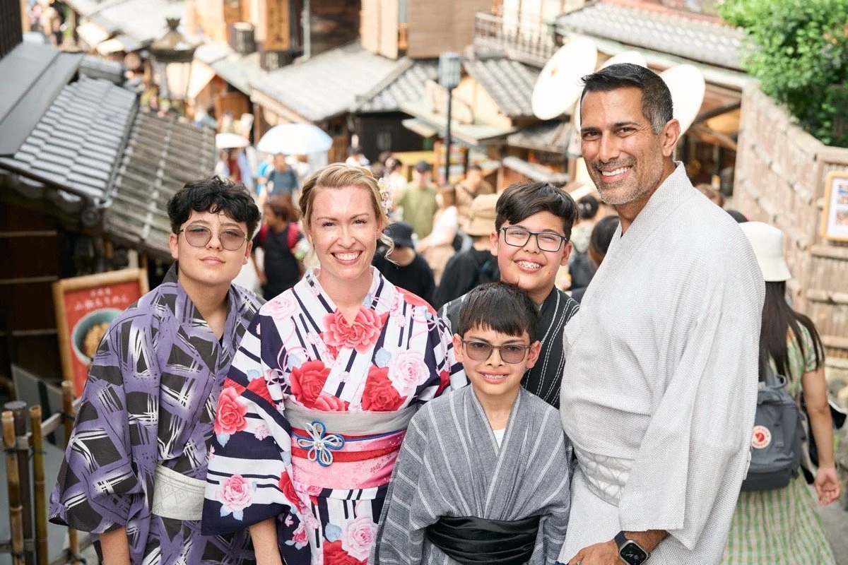 Summer Smiles in Kyoto’s Higashiyama – A Family Session from the U.S.