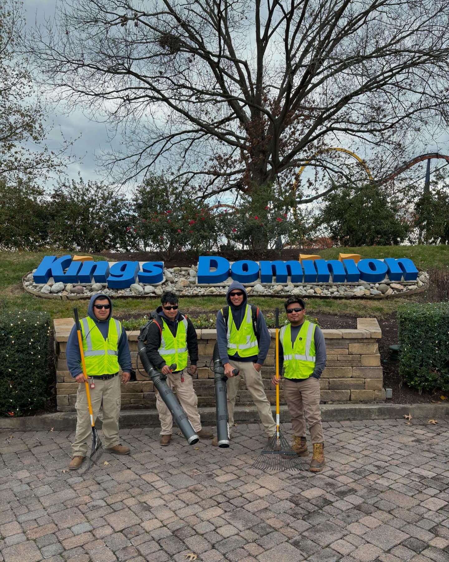 Huge thank you to our amazing team for all their hard work and dedication! It was a busy week getting our properties ready for the busy holiday season.  We&rsquo;re so grateful for your commitment and passion &mdash; thank you for everything you do! 