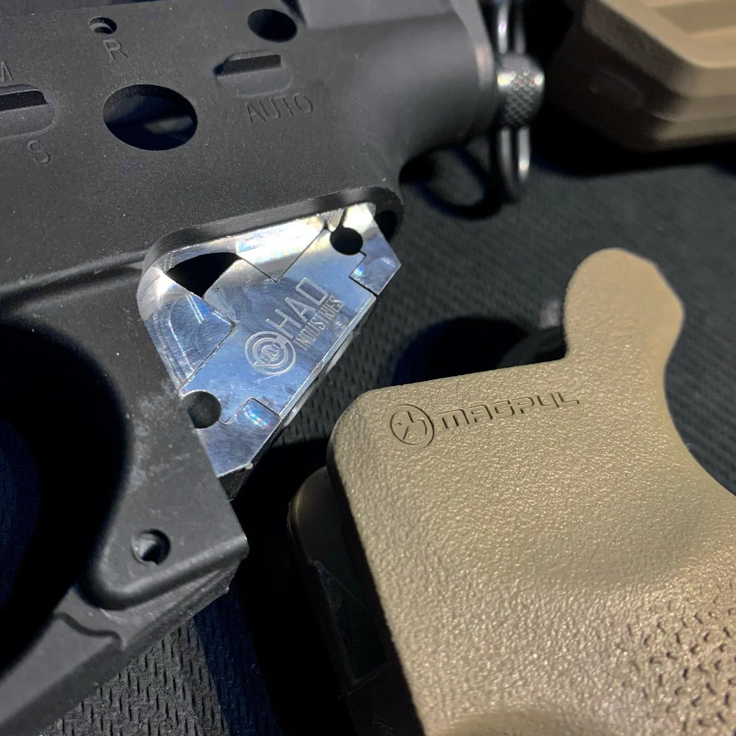 ⚙️ POWER COUPLE ⚙️ WWW.EXMACHINA.UK ⚙️

@magpul x HAO Industries make for the nicest Systema PTWs available!

#airsoft #airsoftuk #airsoftgear #airsoftnation #milsim #speedqb #speedsoft #engineering