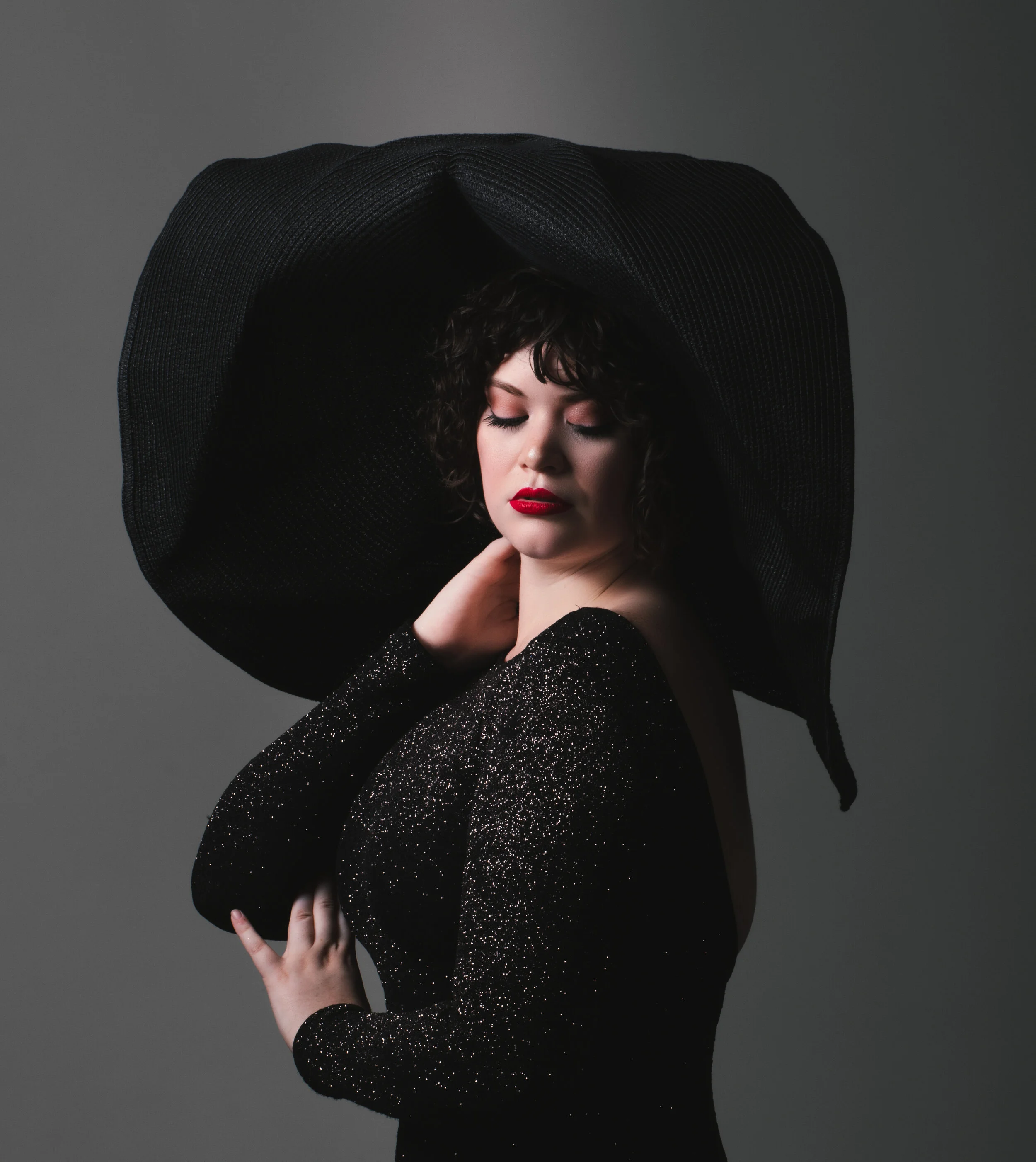 Alyssa hat 3.jpg