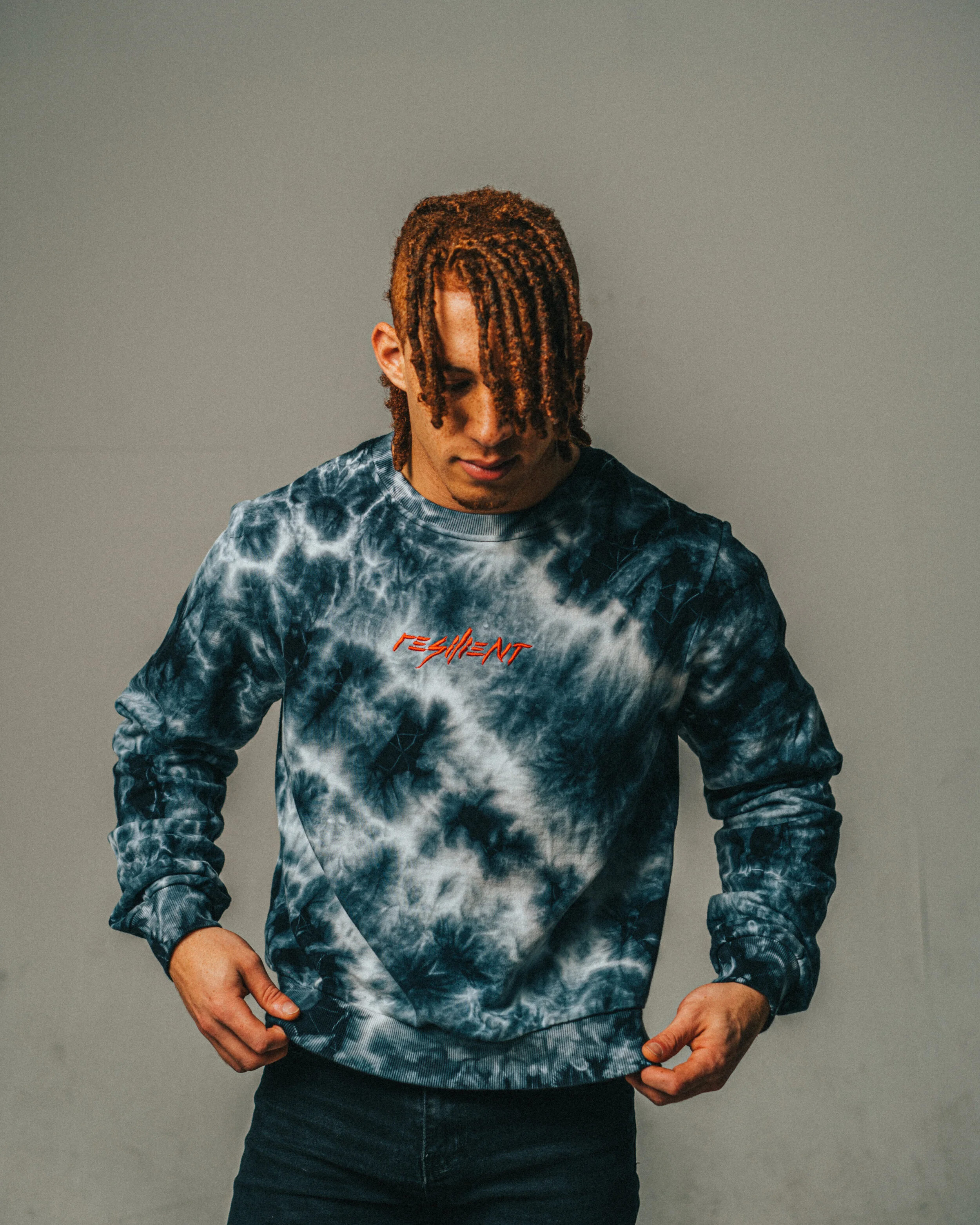 RESILIENT SWEATSHIRT