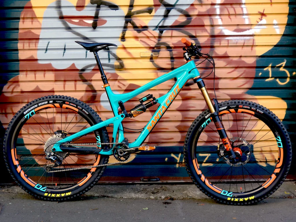 Building a bike this custom can be quite a difficult task but the outcome is always worth it. The customer wanted his dream bike and that was a Nomad with a top shelf build. Chris bling bearings all around and the carbon envy of everyone on the rest of it, all tied together with custom graphics to keep it personal. It was an amazing opportunity to build this bike but even better, like in most of these level of builds, the shop made a good friend who is stoked on his new sled.