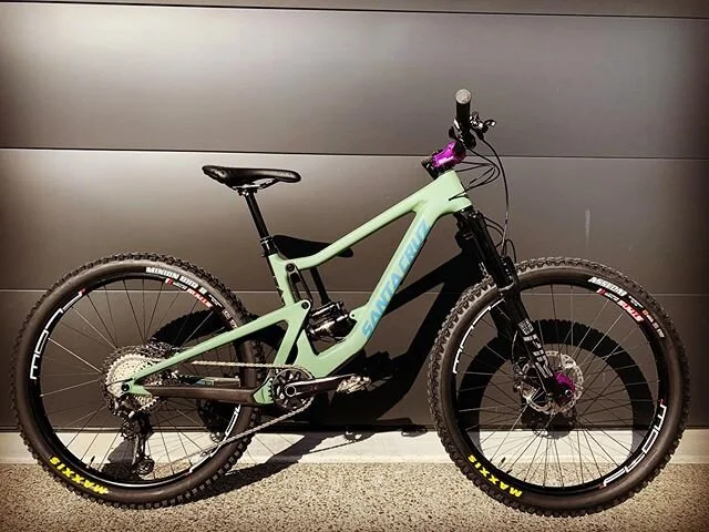 She&rsquo;s no shrinking violet #bronson3 #violetpilot