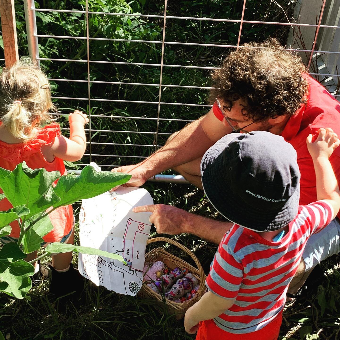 Happy Easter!
Treasure map Easter egg hunt in the garden today with our little family. A little quieter than last year 😉 @dandyproduce @the_avotreenursery