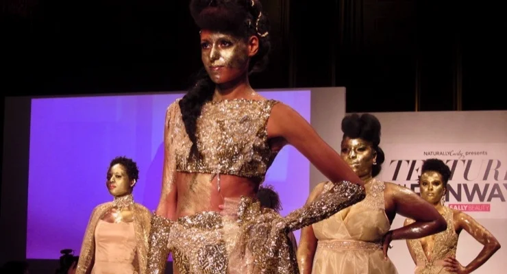 TEXTURE ON THE RUNWAY