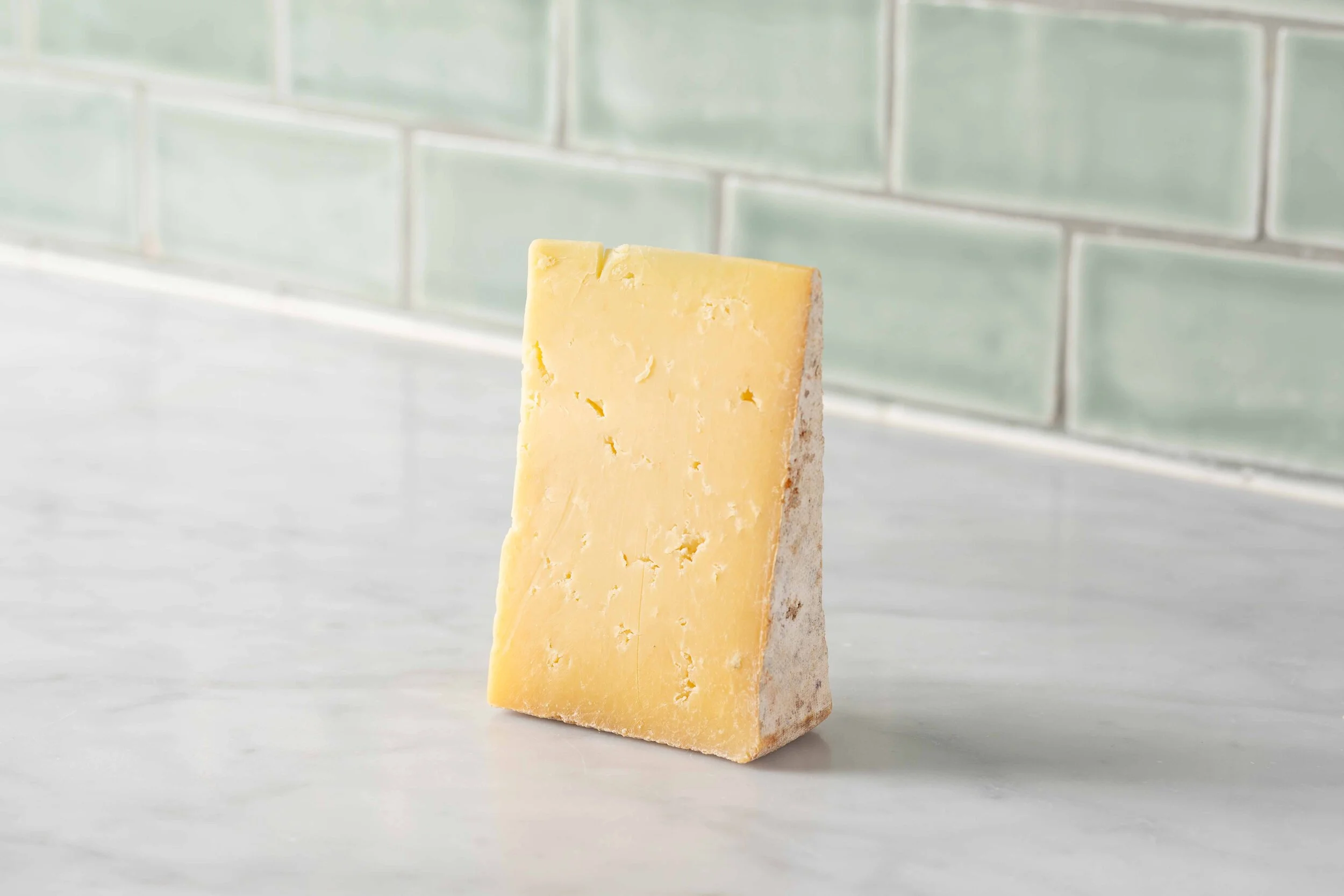 Westcombe Clothbound Cheddar - Matured by Neal's Yard Dairy