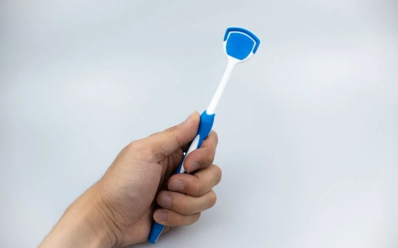 Tongue cleaner