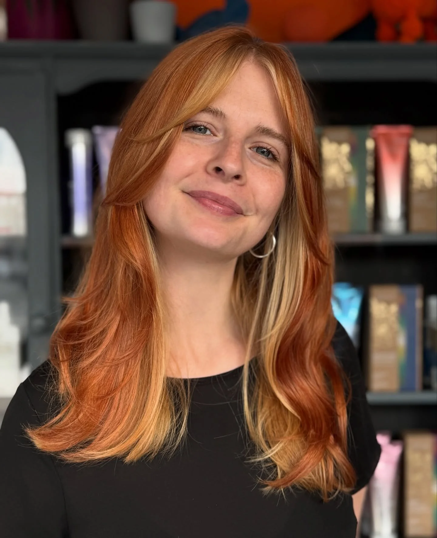 Hair that makes your eyes sparkle ✨ 🧡🌟
#hairstylist #bristolhairdresser #bedminsterhairstylist #copperhair #hair #autumnglow #newhair #jamesbhair