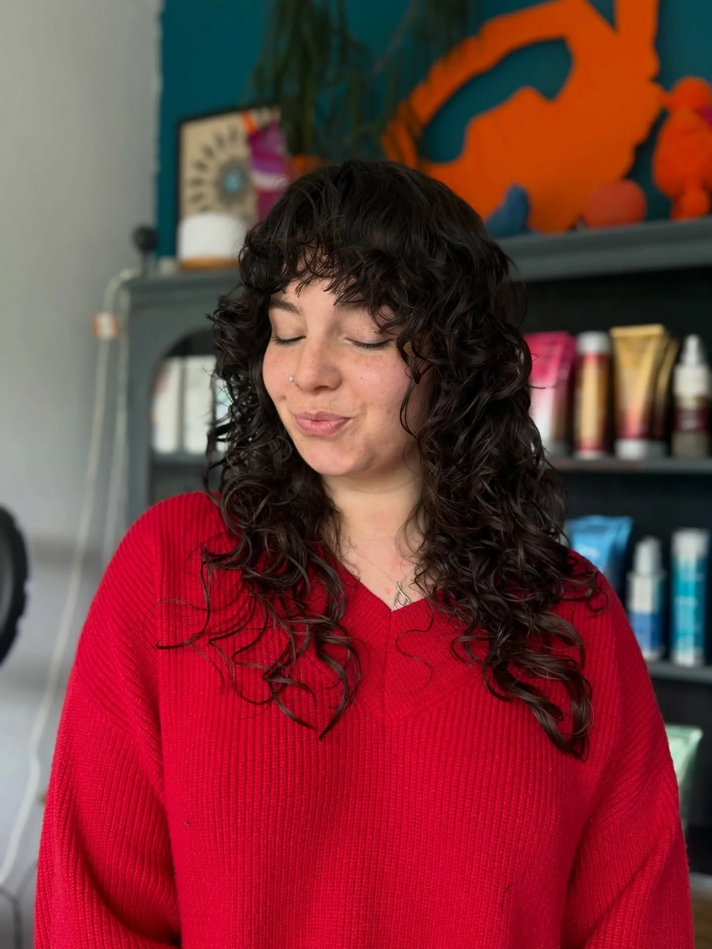 One shag, two ways! 😉🧑&zwj;🍳💋
Do you prefer your shag big &amp; loud or precise &amp; polished? 
#curlycutbristol #shagcut #bedminstersalon #restyleinspo #jamesbhair