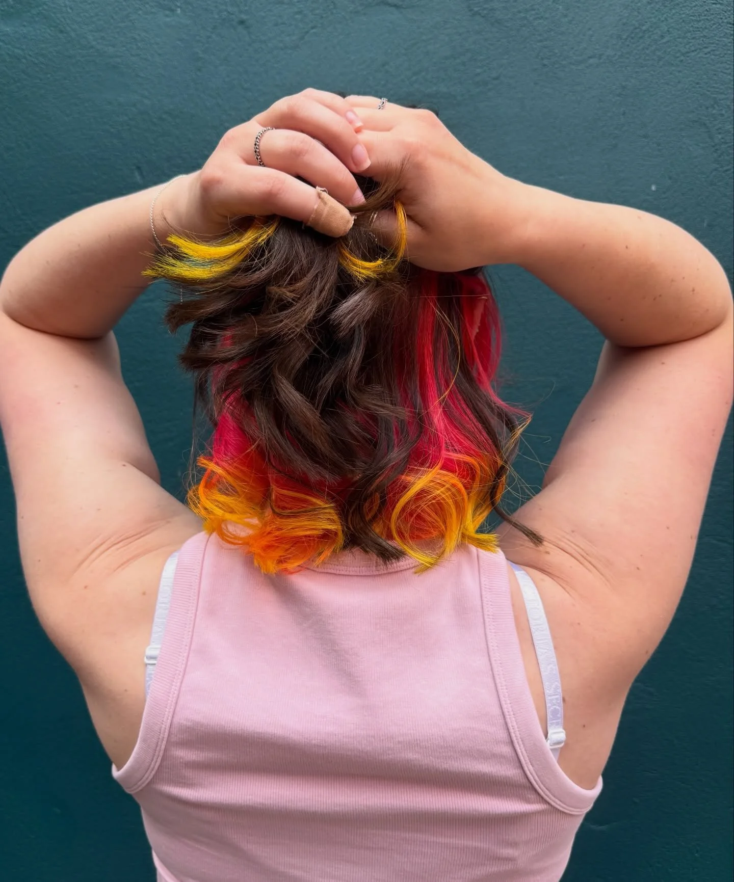 What&rsquo;s your favourite ice lolly flavour? 🍊🍓🍋
#peekaboohair #vividpanel #evohair #JamesBhair #bristolsalon