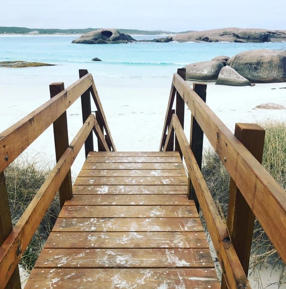 ESPERANCE GUIDE - BROADSHEET