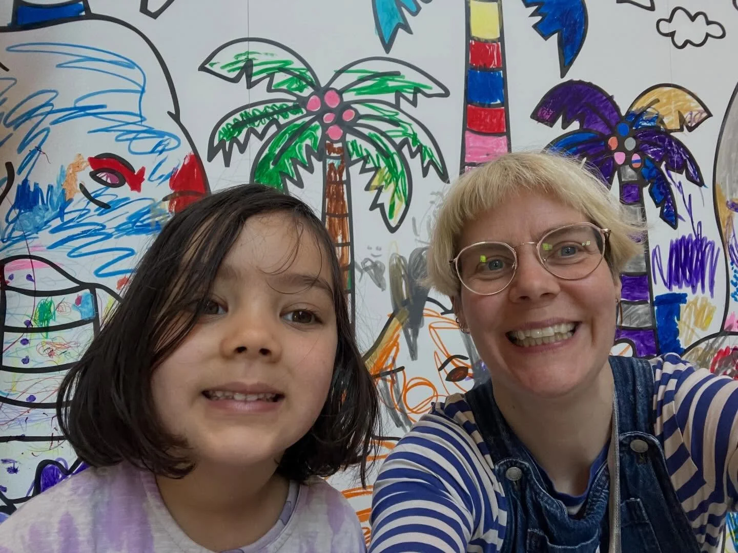 A&amp;A enjoying the mural together @batterseapwrstn #colourdrawdoodle #mural #streetart #participation #familyarts