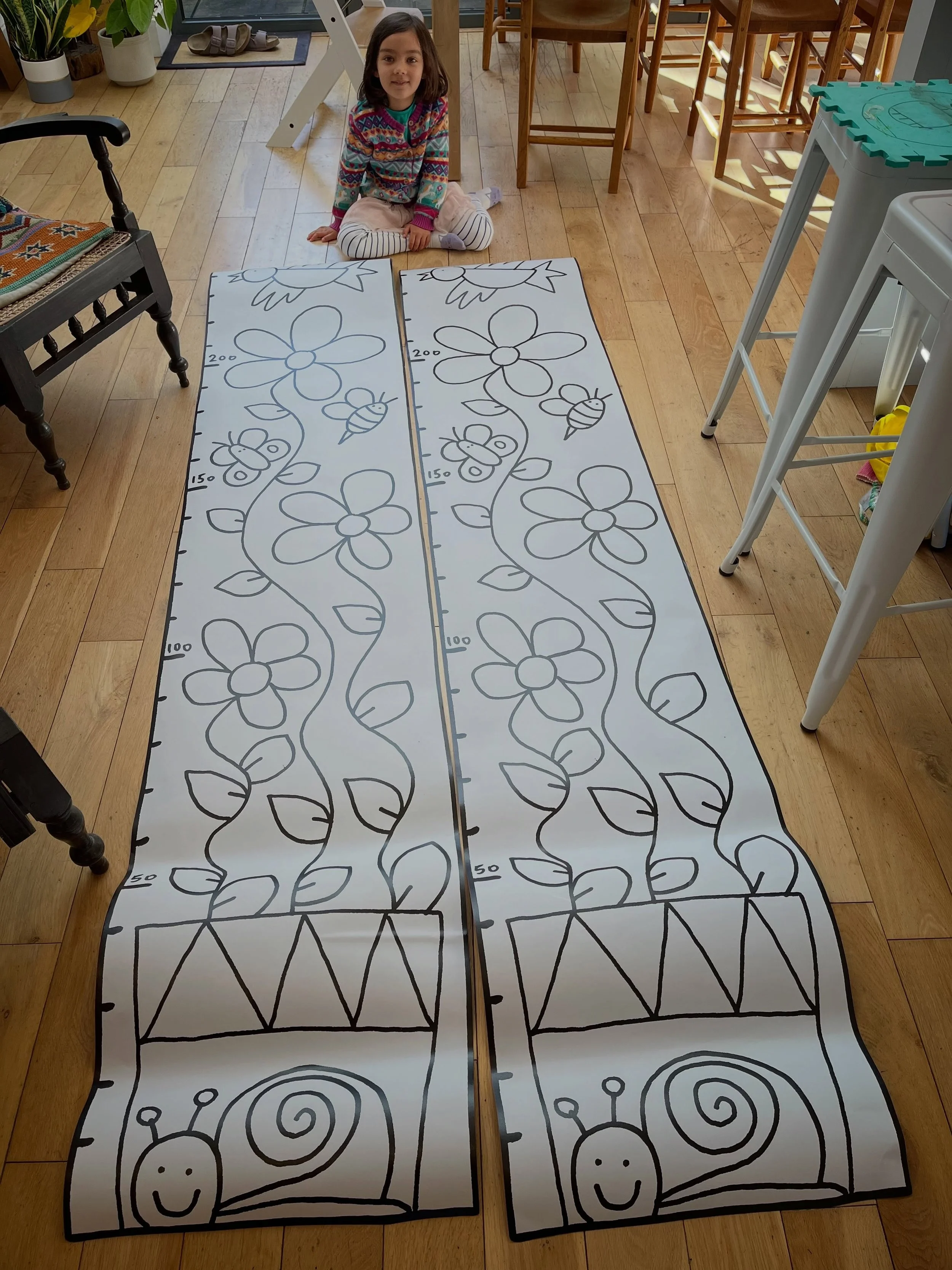 My super fun color your own height chart has arrived! Self adhesive wall stickers. Whoop! We have a fun afternoon ahead! #annabrudercreations #alineart #coloryourown #heightchart #kidsart