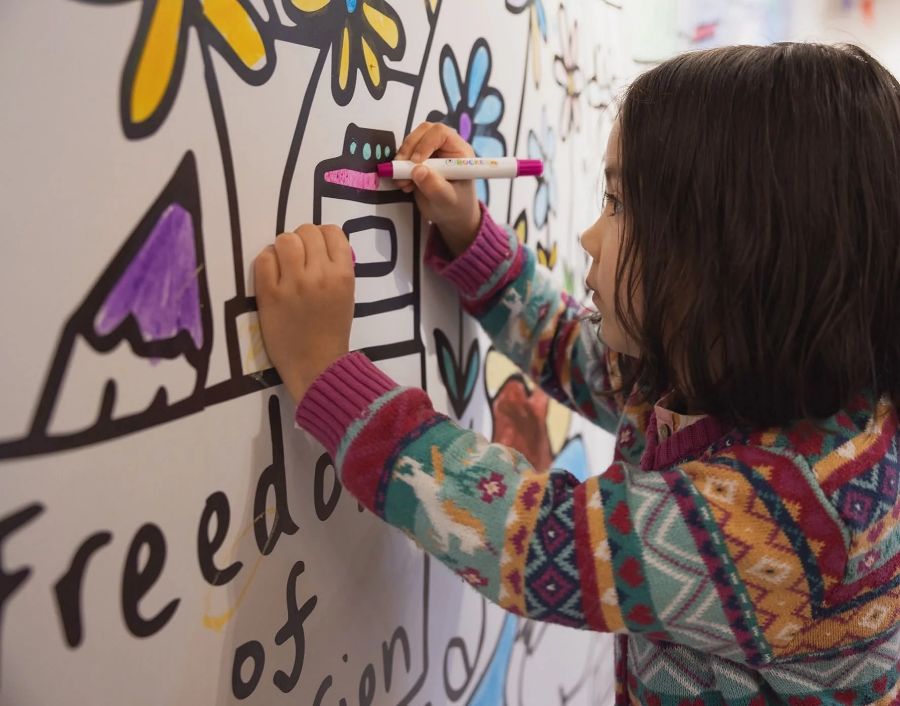 The BIG STORY Wall continues today @imperialwarmuseums 
10am-4pm
Free. Level 1 | Clore Learning Room

Come together to help us complete our BIG STORY wall. Designed for both big and little kids, you&rsquo;re invited to seek out and colour illustratio