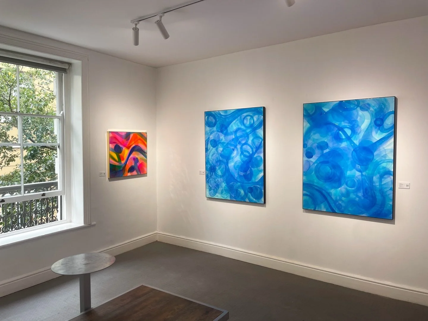 Now on show upstairs at WORLDART.

The exhibition title, 𝙒𝙃𝘼𝙏&rsquo;𝙎 𝙏𝙃𝙀 𝙈𝘼𝙏𝙏𝙀𝙍, reflects Daria&rsquo;s interest in both the physical properties of her medium and the inner processes of thought and emotion. The layered structure of the