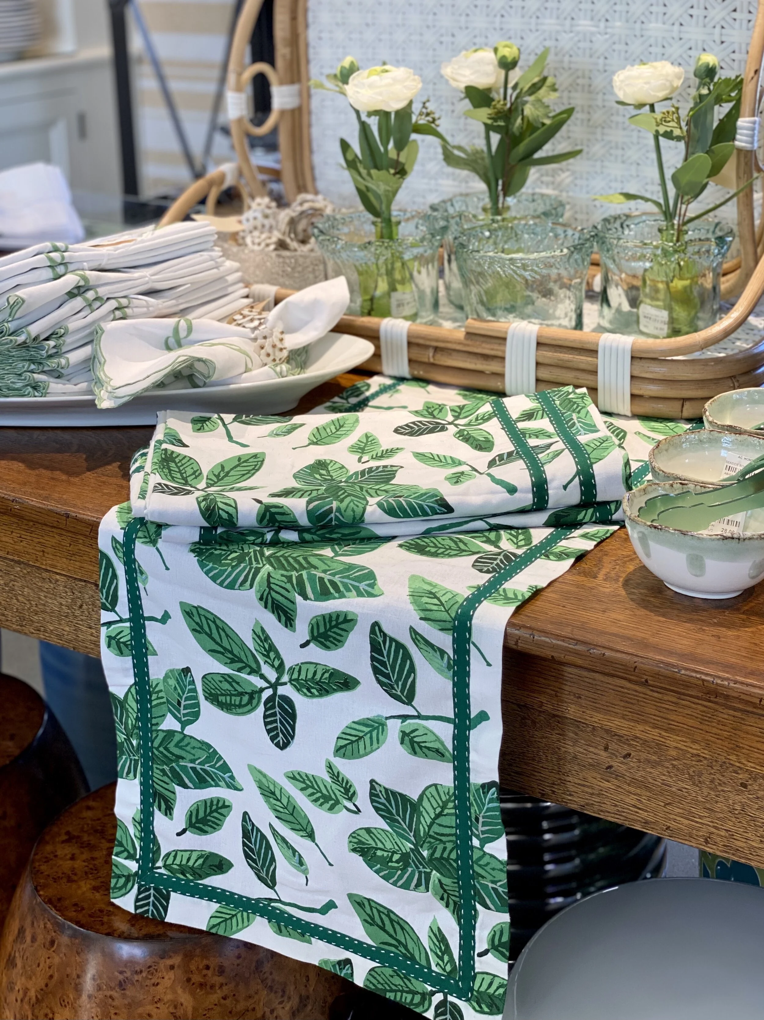 Dancing Ficus Table Runner